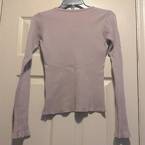 Brandy Melville Ahern Thermal Top! - Picture 3 of 7